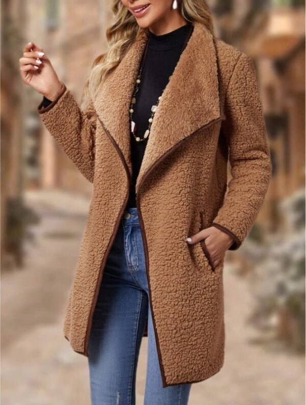 Manteau Teddy à col cascade et reliure contrastée EMERY ROSE – Image 6