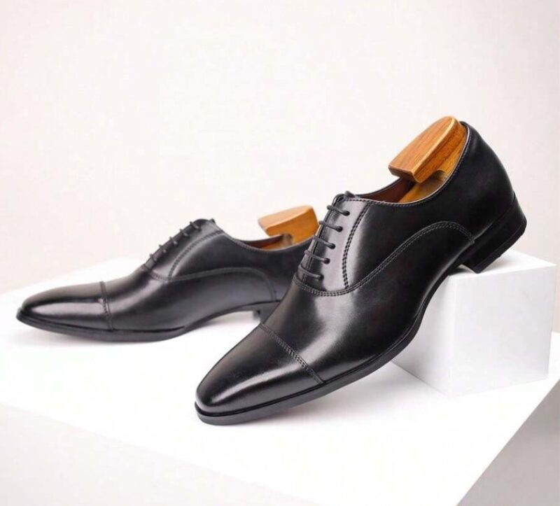 Chaussures en cuir véritable pour hommes Chaussures en cuir véritable pour hommes juillet 11, 2024 Kotazando