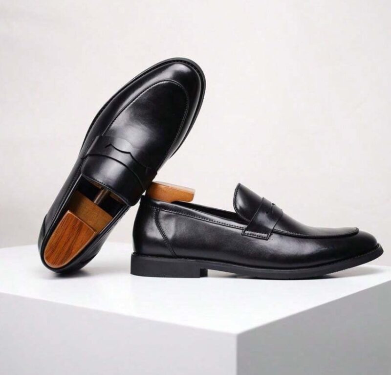 Mocassins Penny en cuir véritable pour hommes Mocassins Penny en cuir véritable pour hommes septembre 12, 2024 Kotazando