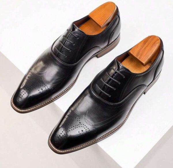 Chaussures en cuir véritable d'affaires pour hommes Chaussures en cuir véritable d'affaires pour hommes 11 juillet 2024 Kotazando