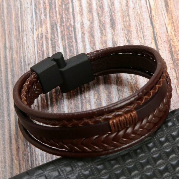 Bracelet créatif en corde tissée Bracelet créatif en corde tissée multicouche pour hommes 11 juillet 2024 Kotazando