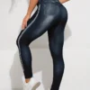 Pantalon moulant de yoga en simili-jean, legging de sport extensible pour course à pied, vêtements de sport pour femmes 1 Pantalon moulant de yoga en simili-jean Pantalon moulant de yoga en simili-jean, legging de sport extensible pour course à pied, vêtements de sport pour femmes 26 décembre 2024 Kotazando