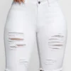 Short en jean Bermuda extensible moyen à poches fendues de couleur noire unie déchirée Short bermuda en denim déchiré blanc uni pour femme, coupe slim extensible, longueur mi-cuisse, ourlet effiloché, style streetwear août 11, 2024 Kotazando