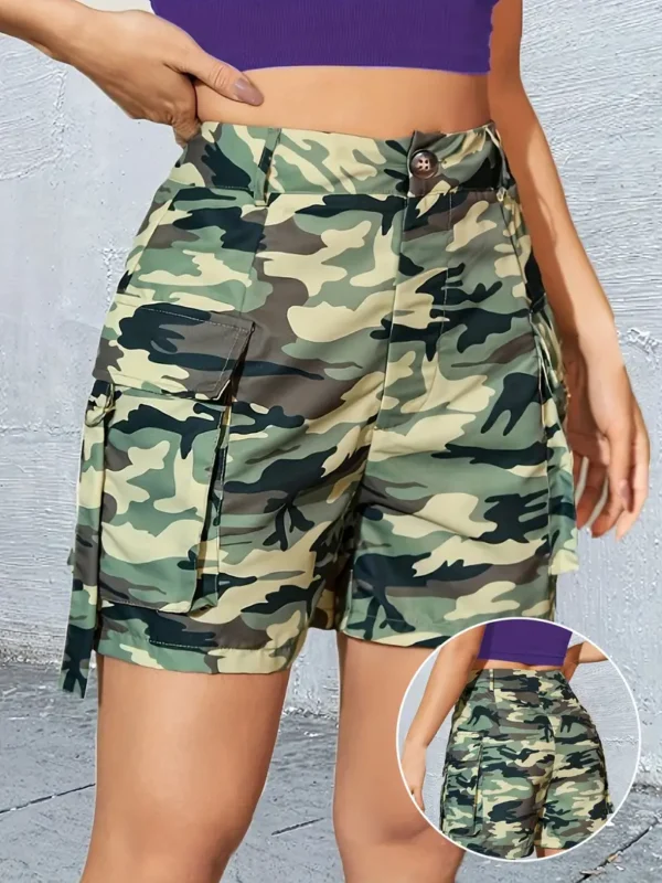 Short cargo imprimé camouflage Short cargo imprimé camouflage, short décontracté taille haute boutonné sur le devant pour le printemps et l'été, vêtements pour femmes 12 août 2024 Kotazando