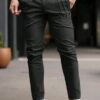 Pantalon de costume simple de couleur unie pour homme Pantalon de costume simple de couleur unie pour homme août 19, 2024 Kotazando