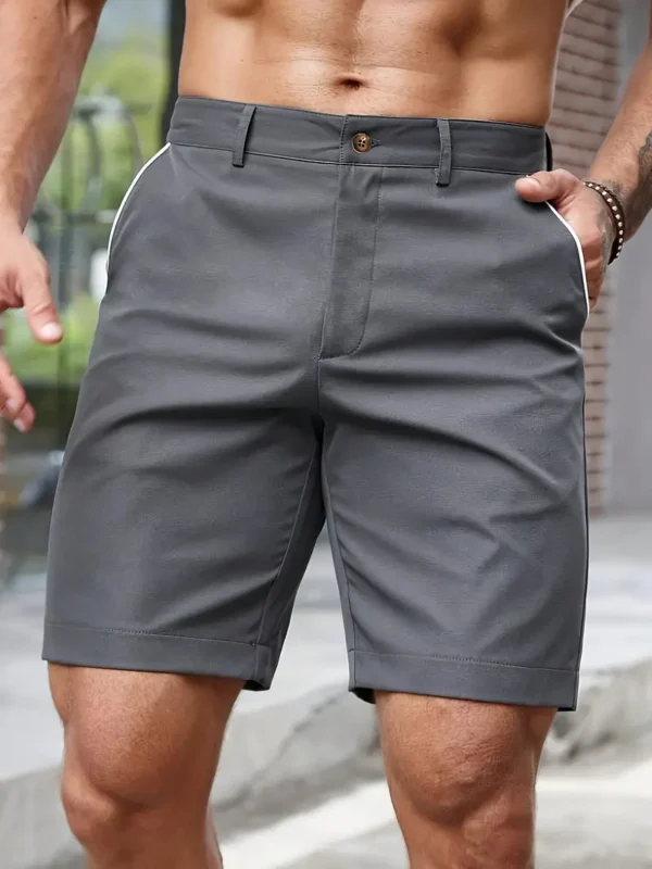 Short décontracté de couleur unie pour homme avec plusieurs poches Short décontracté de couleur unie pour homme avec plusieurs poches, short chic et tendance pour les loisirs d'été et les stations balnéaires 16 août 2024 Kotazando