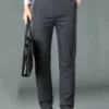 Pantalon habillé légèrement extensible de couleur unie pour homme pour les occasions de bureau Pantalon habillé légèrement extensible de couleur unie pour homme pour les occasions de bureau, toutes saisons 19 août 2024 Kotazando