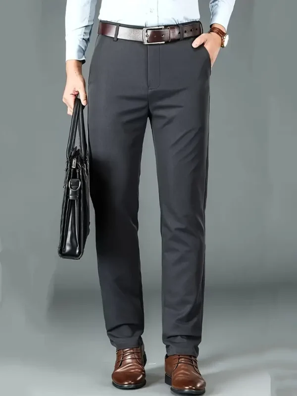 Pantalon habillé légèrement extensible de couleur unie pour homme pour les occasions de bureau Pantalon habillé légèrement extensible de couleur unie pour homme pour les occasions de bureau, toutes saisons 19 août 2024 Kotazando