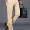 Pantalon habillé légèrement extensible de couleur unie pour homme pour les occasions de bureau Pantalon habillé légèrement extensible de couleur unie pour homme pour les occasions de bureau, toutes saisons août 19, 2024 Kotazando