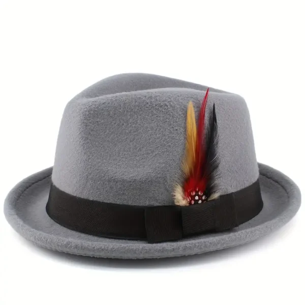 Chapeau à plumes de style britannique pour homme avec bord roulé Chapeau à plumes de style britannique pour homme avec bord roulé, Un cadeau attentionné pour les hommes d'âge moyen et les personnes âgées. 15 septembre 2024 Kotazando