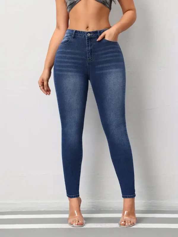 Jeans skinny extensibles à moustaches Jeans skinny extensibles à moustaches, pantalon en denim bleu rétro délavé à poches fendues, jeans et vêtements en denim pour femmes 11 août 2024 Kotazando