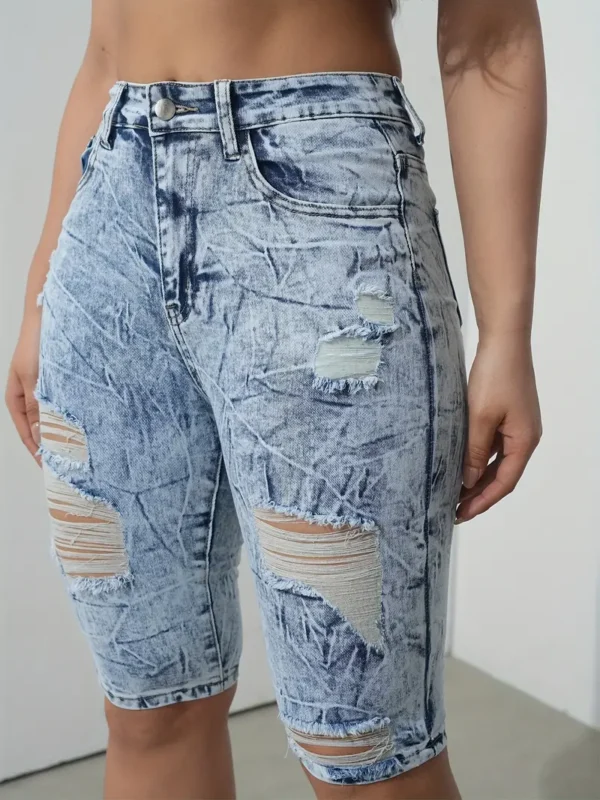 Short en jean Bermuda bleu délavé déchiré au genou, jorts très extensibles – Image 3