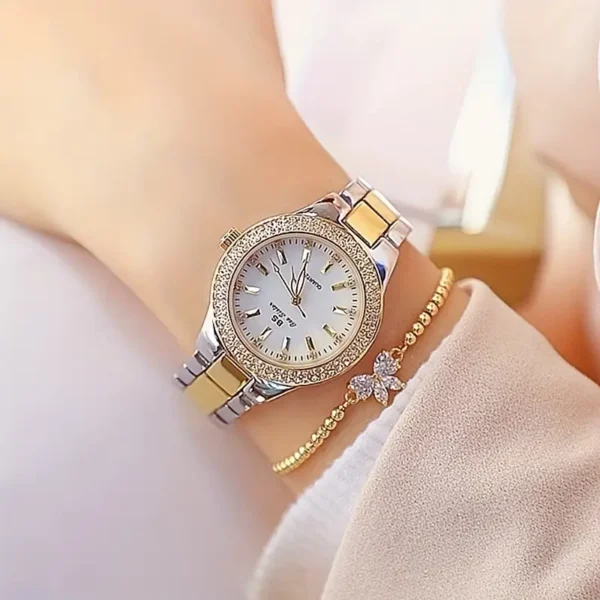 Montre à quartz avec strass pour soirée Montre à quartz avec strass pour soirée, cadeau pour la fête des mères, la Saint-Valentin 3 octobre 2024 Kotazando