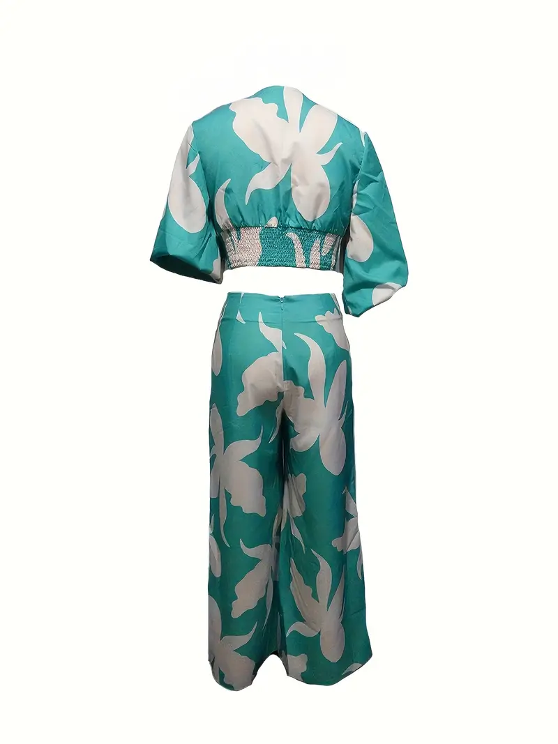 Ensemble de pantalons à imprimé floral de style vacances, chemisier court à col en V et pantalon ample à jambe large avec ceinture, vêtements pour femmes 5 Ensemble de pantalons à imprimé floral de style vacances, chemisier court à col en V et pantalon ample à jambe large avec ceinture, vêtements pour femmes – Image 4