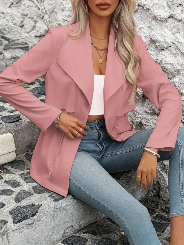 Manteau à revers ouvert sur le devant Manteau à revers ouvert sur le devant, élégant manteau à manches longues avec cordon de serrage pour le printemps et l'automne, vêtements pour femmes 12 août 2024 Kotazando