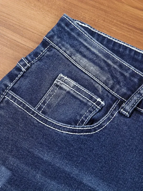 Short en jean décontracté à jambe droite pour homme Short en jean décontracté à jambe droite pour homme, pantalon longueur genou avec poches, style urbain d'été 16 août 2024 Kotazando