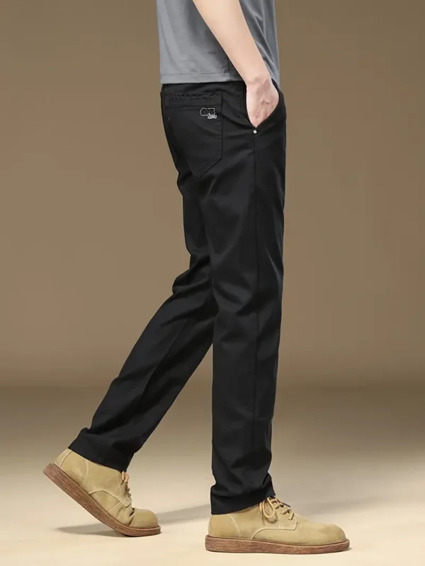 Pantalon élégant uni pour homme avec poches, pantalon décontracté en mélange de coton respirant et ajusté pour le printemps et l'automne – Image 4