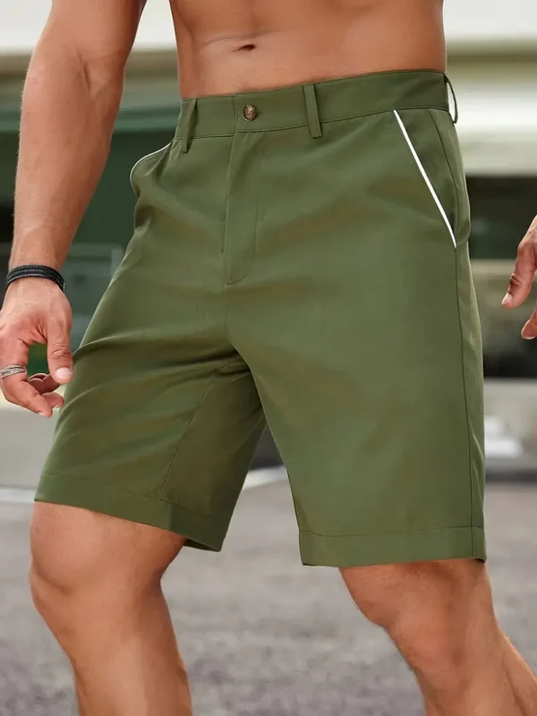 Short décontracté de couleur unie pour homme avec plusieurs poches, short chic et tendance pour les loisirs d'été et les stations balnéaires – Image 6