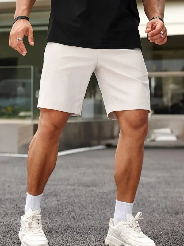 Short décontracté de couleur unie pour homme avec plusieurs poches Short décontracté de couleur unie pour homme avec plusieurs poches, short chic et tendance pour les loisirs d'été et les stations balnéaires 16 août 2024 Kotazando