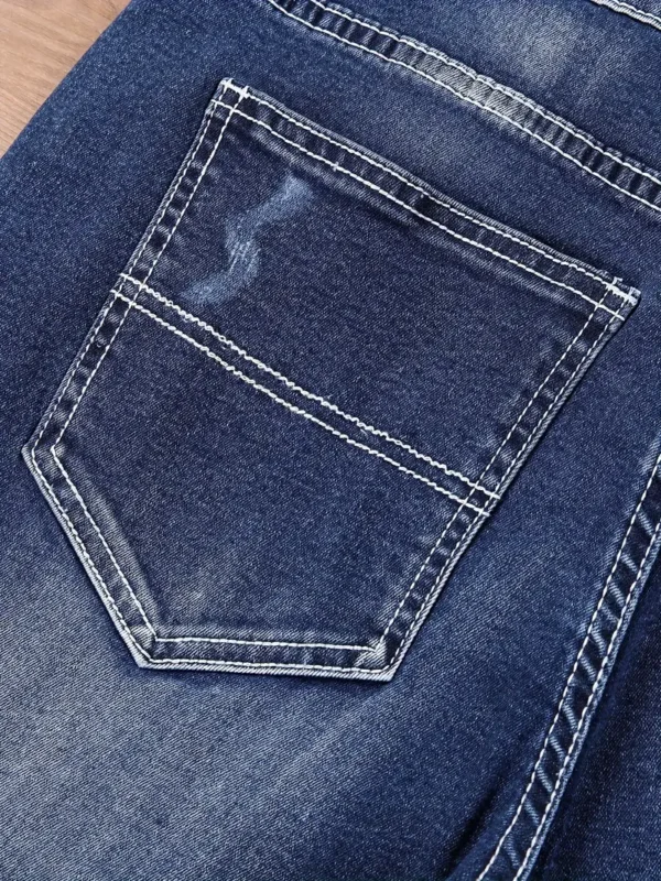 Short en jean décontracté à jambe droite pour homme Short en jean décontracté à jambe droite pour homme, pantalon longueur genou avec poches, style urbain d'été 16 août 2024 Kotazando