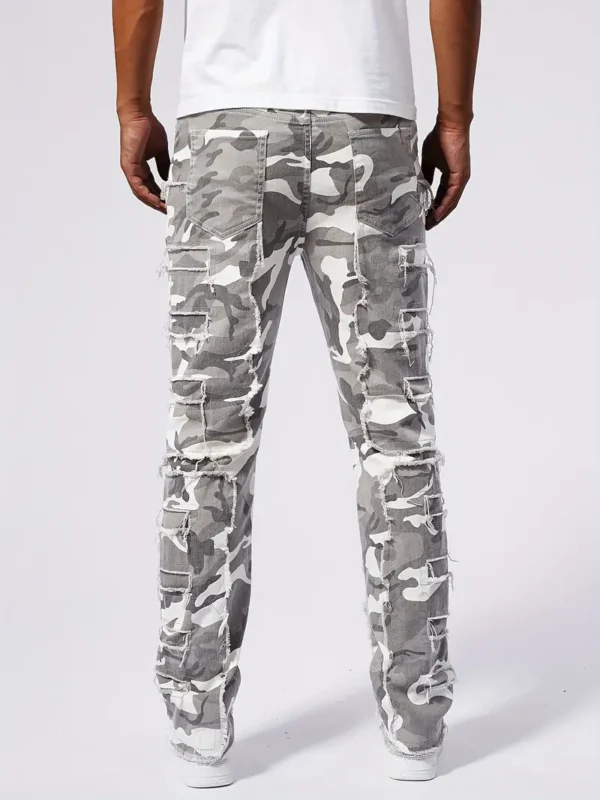 Pantalon en jean effiloché à imprimé graphique camouflage pour homme avec poches Pantalon en jean effiloché à imprimé graphique camouflage pour homme avec poches 18 août 2024 Kotazando