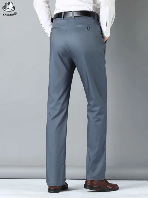 Pantalon court uni pour homme avec poches Pantalon court uni pour homme avec poches, pantalon habillé formel pour fête d'été 19 août 2024 Kotazando