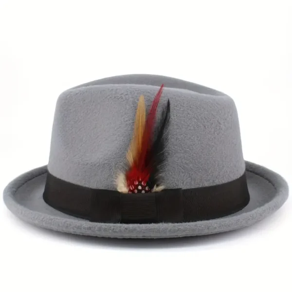 Chapeau à plumes de style britannique pour homme avec bord roulé Chapeau à plumes de style britannique pour homme avec bord roulé, Un cadeau attentionné pour les hommes d'âge moyen et les personnes âgées. 15 septembre 2024 Kotazando