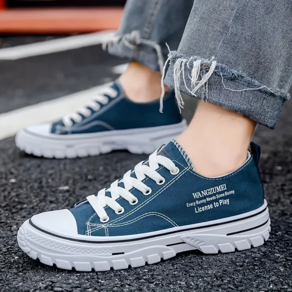 Sneakers unisexes légères en toile, Chaussures de sport décontractées basses avec semelle en caoutchouc pour la course à pied, la randonnée, la vie quotidienne et la mode urbaine, Baskets respirantes à lacets pour toutes les saisons – Image 2