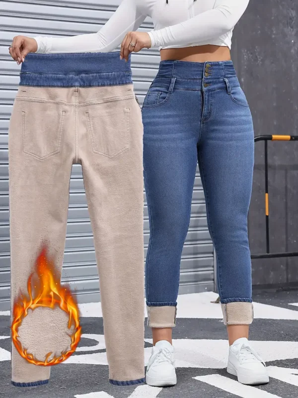 Pantalon en jean skinny bleu délavé à coupe ajustée et doublure en peluche pour l'hiver, style décontracté, épais et chaud pour femmes.