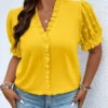 Chemisier à motif floral grande taille Chemisier col V à bordure en laitue grande taille, chemisier décontracté à manches courtes à pois suisses pour le printemps et l'été, vêtements grande taille pour femmes 26 décembre 2024 Kotazando