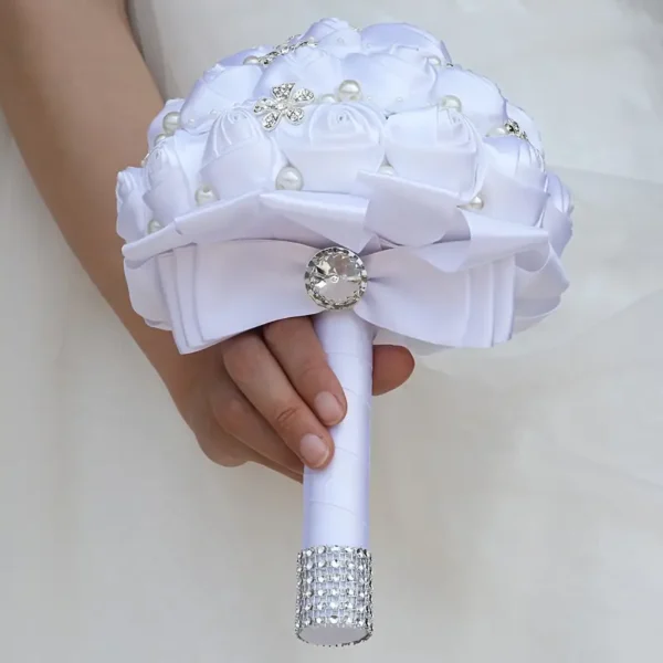 Bouquet de satin de mariée avec fausses perles et strass, accessoire de main romantique pour mariage 14 septembre 2024 Kotazando