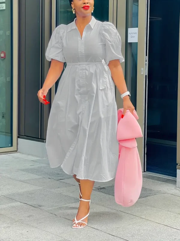 Robe décontractée grande taille, robe midi à manches bouffantes unies pour femmes avec col rabattu et ourlet fendu, avec ceinture – Image 3