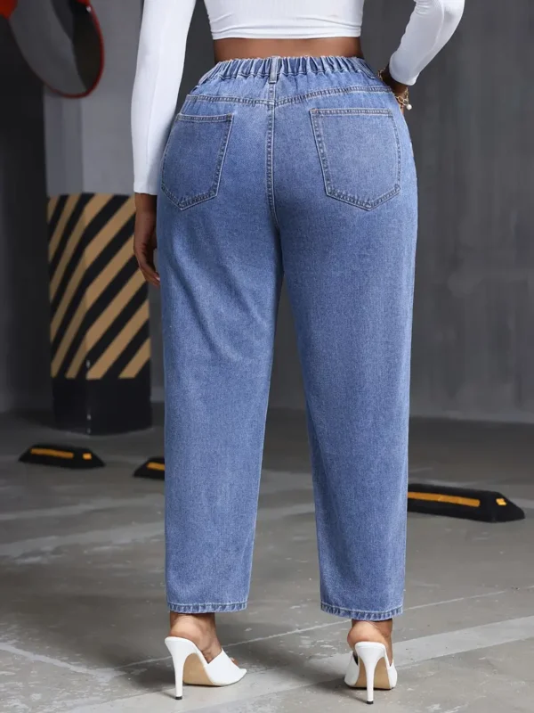 Pantalon en jean décontracté à taille élastique avec effet délavé Pantalon en jean décontracté à taille élastique avec effet délavé, grande taille, pour femmes. Vêtements et jeans en denim pour femmes. 13 septembre 2024 Kotazando