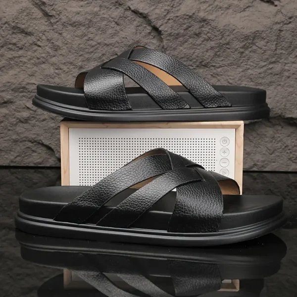Mules en Microfibre Ultra Douce pour Hommes, Chaussures de Plage Décontractées à Bout Ouvert avec Semelle Antidérapante Confortable, Parfaites pour une Utilisation Intérieure/Extérieure – Image 3