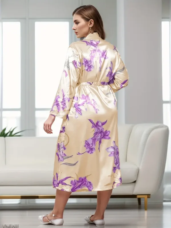 Robe de chambre élégante grande taille, chemise de nuit en satin à imprimé floral pour femme, manches longues, devant ouvert, ceinture, pour l'automne et l'hiver – Image 4