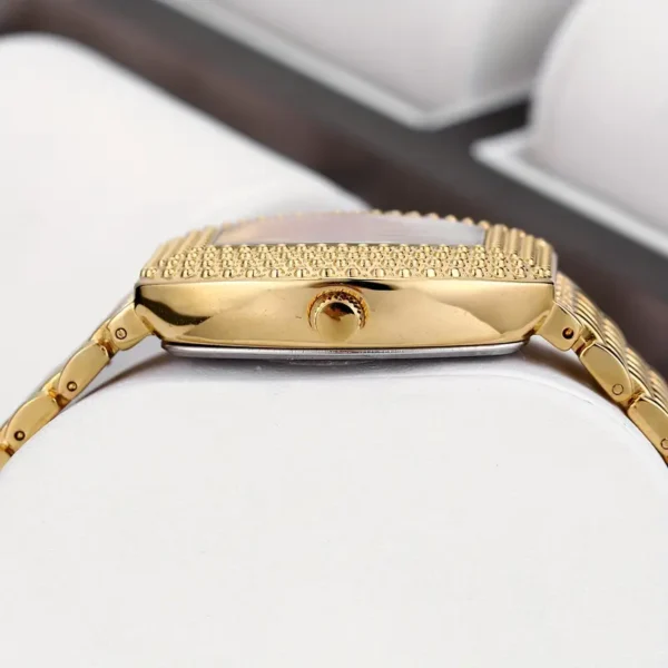 Montre femme de luxe Tonneau Pointer Quartz Montre rétro Rome Mode Montre-bracelet analogique Montre dorée Montre femme de luxe Tonneau Pointer Quartz Montre rétro Rome Mode Montre-bracelet analogique Montre dorée 1 septembre 2024 Kotazando