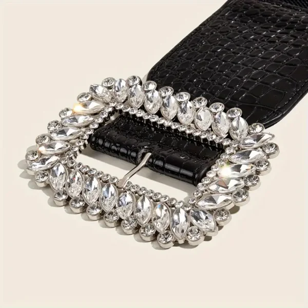 Ceinture large en PU avec boucle en strass Ceinture large en PU avec boucle en strass, ceinture tendance en relief noire, ceinture élégante pour robe et manteau pour femme septembre 29, 2024 Kotazando