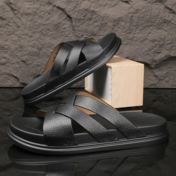 Mules en Microfibre Ultra Douce pour Hommes, Chaussures de Plage Décontractées à Bout Ouvert avec Semelle Antidérapante Confortable, Parfaites pour une Utilisation Intérieure/Extérieure – Image 5