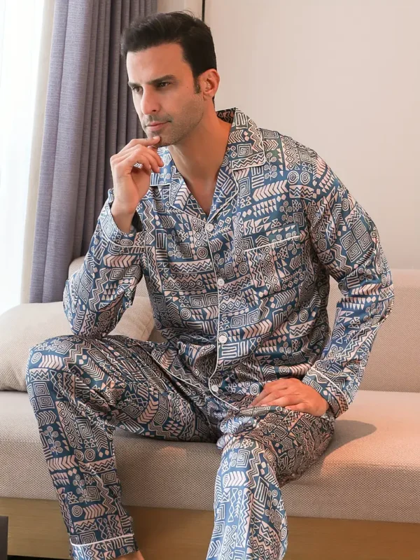 2 Pcs Ensemble de pyjama pour homme avec imprimé géométrique tendance, revers, manches longues et pantalon, style confortable et doux pour la peau, vêtements de détente confortables pour homme – Image 6