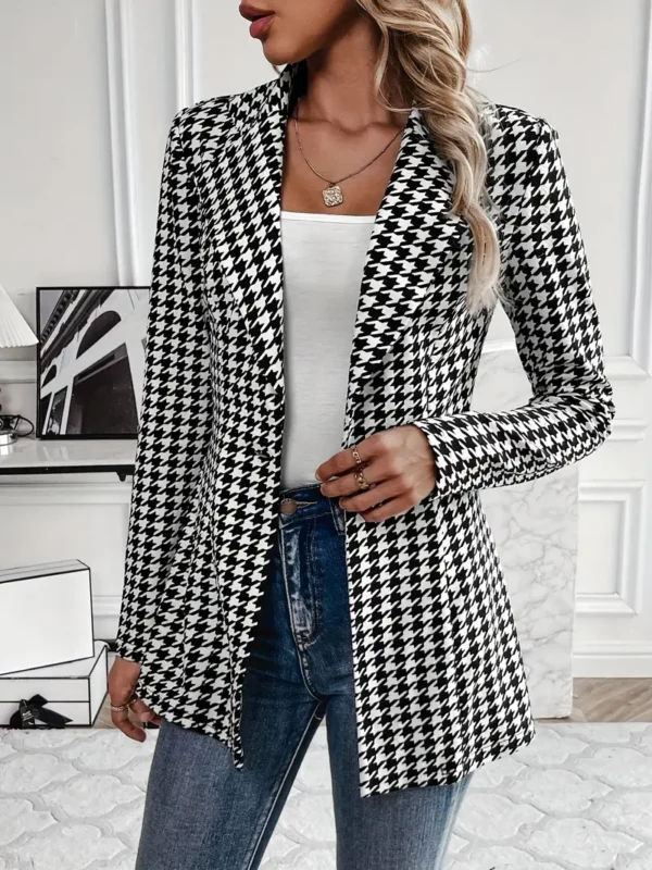 Blazer pied-de-poule élégant grande taille Blazer pied-de-poule élégant grande taille, Manches longues, col à revers, tissu extensible, lavable en machine septembre 27, 2024 Kotazando