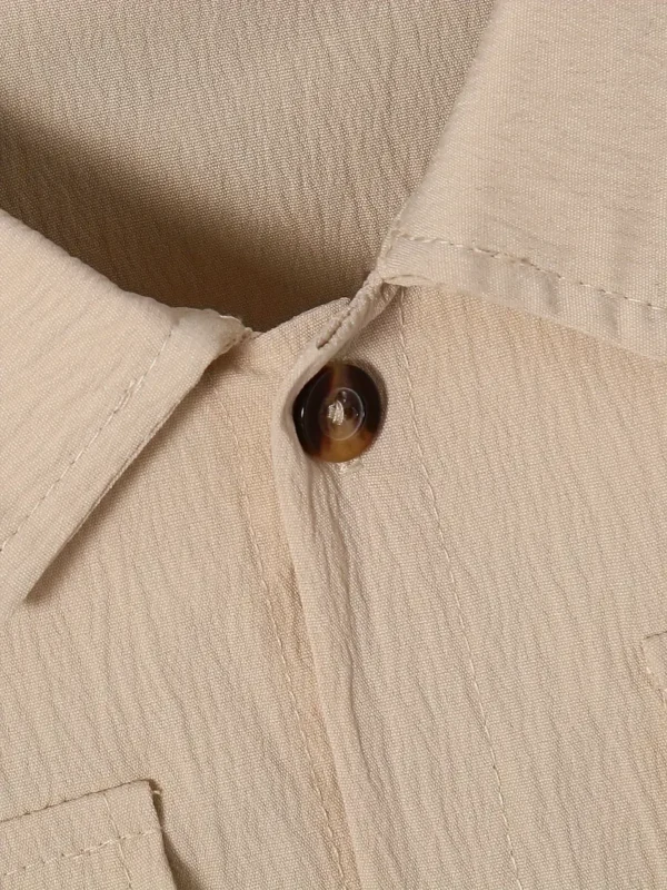 Chemise classique unie pour bébé garçon, haut respirant à manches courtes avec poche à rabat, parfait pour l'été en plein air – Image 6