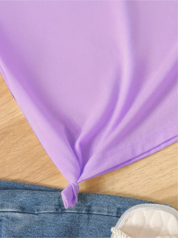 Lot de 4 t-shirts d'été à imprimé dessin animé pour fille, Mélange de polyester, col ras du cou, tissu tricoté, légèrement extensible, t-shirts décontractés à manches courtes pour enfants (modèles assortis) – Image 6