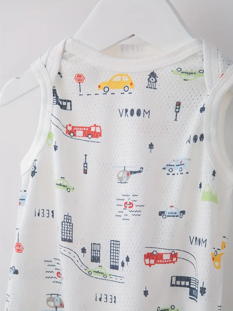 Ensemble de 5 bodys triangles confortables en coton sans manches pour bébé, motif dessin animé aléatoire, pour tout-petit et bébé garçon 4 Ensemble de 5 bodys triangles confortables en coton sans manches pour bébé, motif dessin animé aléatoire, pour tout-petit et bébé garçon – Image 3