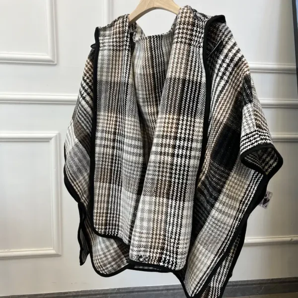 Châle à capuche à carreaux pour femme, Poncho décontracté en polyester avec motif à blocs de couleurs, lavable à la main, non extensible, coupe-vent et chaud pour sortir – Image 2
