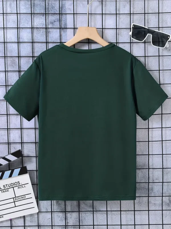 T-shirt tendance à imprimé de monuments de la rue pour garçons, haut polyvalent à manches courtes et col ras du cou de style urbain, vêtements d'été pour garçons – Image 3