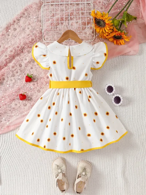 Robe décontractée à manches courtes et col mignon pour bébé Robe décontractée à manches courtes et col mignon pour bébé, motif fraise, robe pour bébé et petite fille pour un usage quotidien octobre 17, 2024 Kotazando