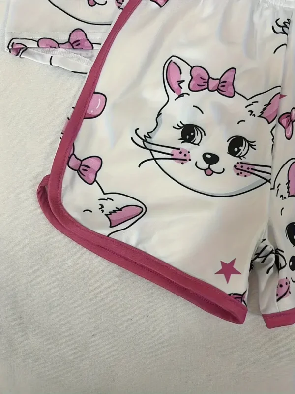 Ensemble de 3 tenues mignonnes pour fille avec motif de dessin animé, débardeur et short à imprimé chaton, fraise et panda, Idéal pour les sorties décontractées d'été – Image 4