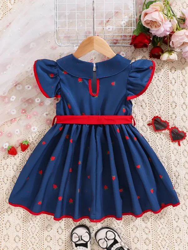 Robe décontractée à manches courtes et col mignon pour bébé Robe décontractée à manches courtes et col mignon pour bébé, motif fraise, robe pour bébé et petite fille pour un usage quotidien octobre 17, 2024 Kotazando