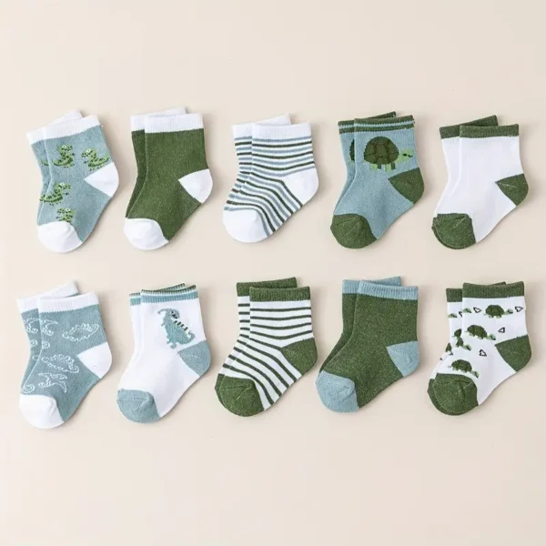 Lot de 10 chaussettes pour garçon motif dinosaure Lot de 10 chaussettes pour garçon motif dinosaure, Respirantes, confortables et élégantes avec absorption de la transpiration, parfaites pour toutes les saisons 8 octobre 2024 Kotazando