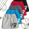 Lot de 5 shorts de sport d'été pour garçons Lot de 5 shorts de sport d'été pour garçons, taille élastique, vêtements de sport décontractés, séchage rapide, coupe confortable pour adolescents 30 octobre 2024 Kotazando